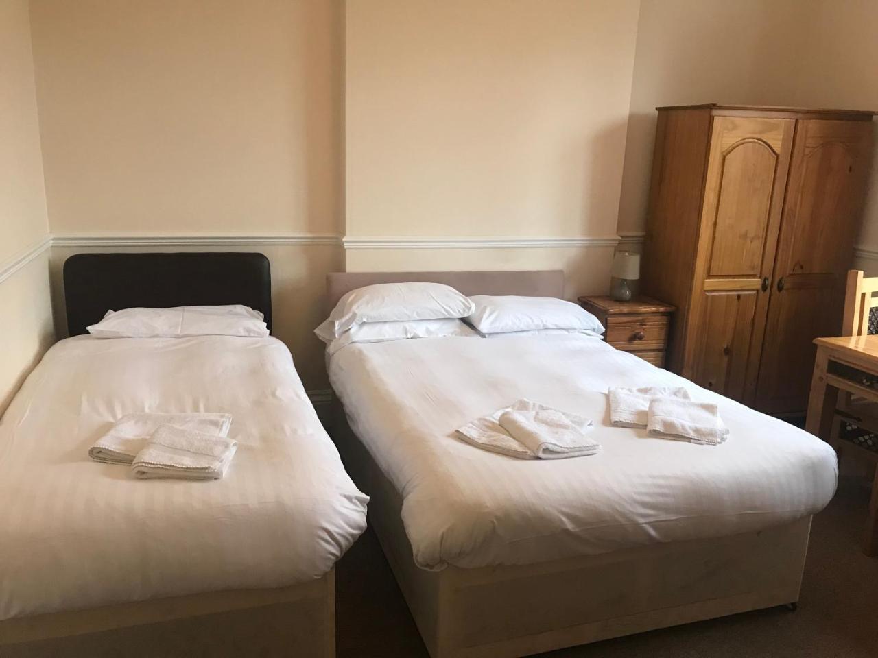 וולברהאמפטון Queen Victoria Hotel מראה חיצוני תמונה